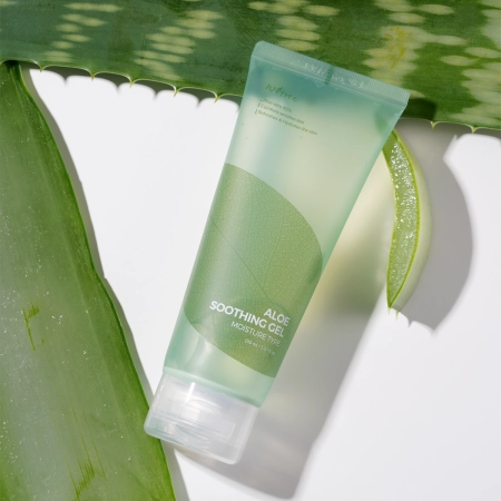Isntree – Aloe Soothing Gel – Moisture Type – Soothing and Moisturizing Gel with Aloe – 150ml