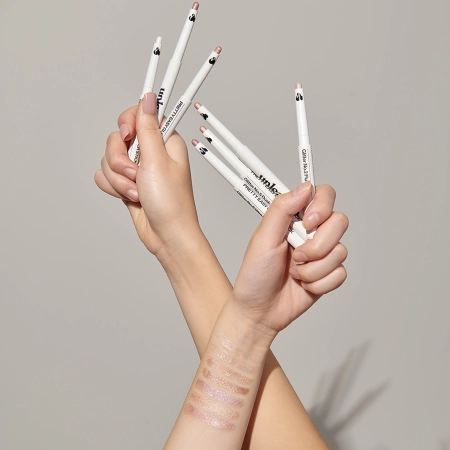 Unleashia – Pretty Easy Glitter Stick – Glitter Eyeliner – 1 Thrilled – 0.7g