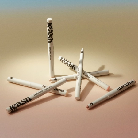 Unleashia – Pretty Easy Glitter Stick – Glitter Eyeliner – 8 Nudy Morn – 0.7g